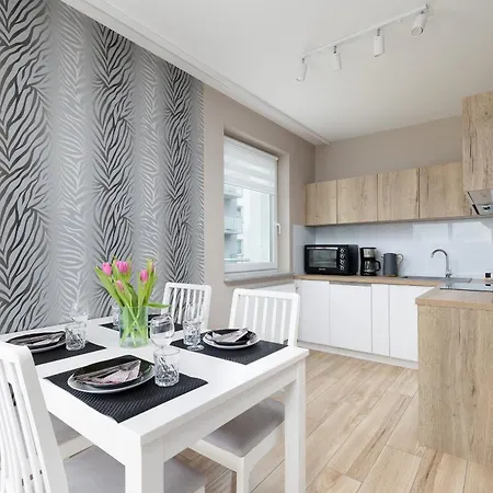 Apartment Seaside Porta Mare With Balcony By Renters Kolobrzeg