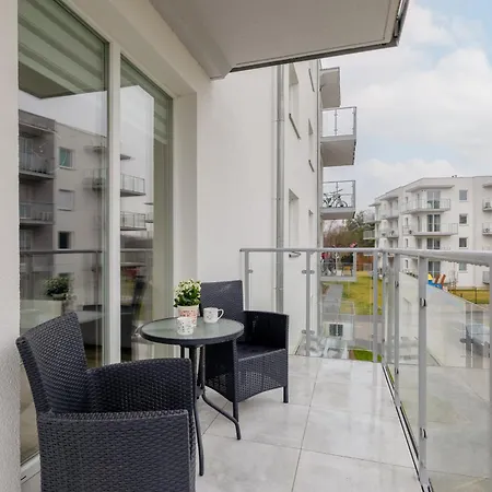 Seaside Porta Mare With Balcony By Renters * Kołobrzeg