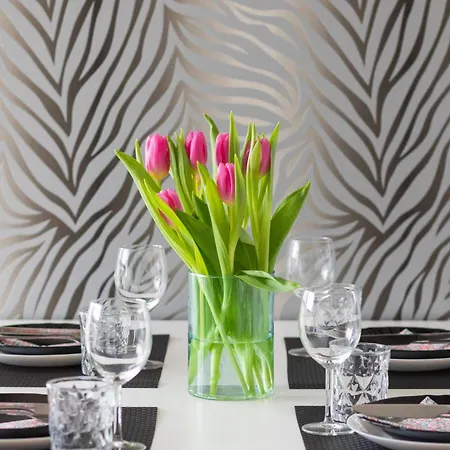 Seaside Porta Mare With Balcony By Renters Апартаменти *