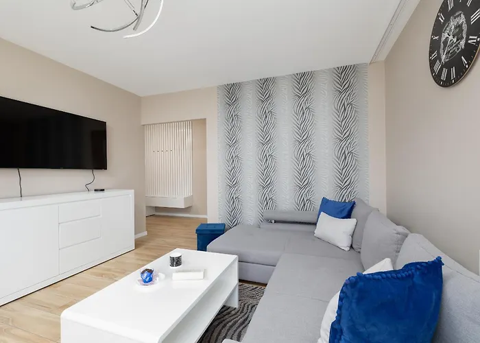 Seaside Porta Mare With Balcony By Renters Apartment Kolberg