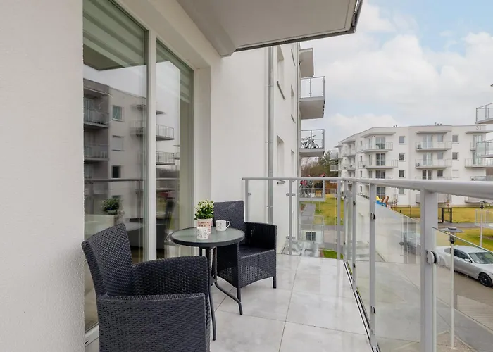 Seaside Porta Mare With Balcony By Renters * Kolberg